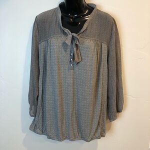 LOFT black and white pattern blouse with tie neck xl